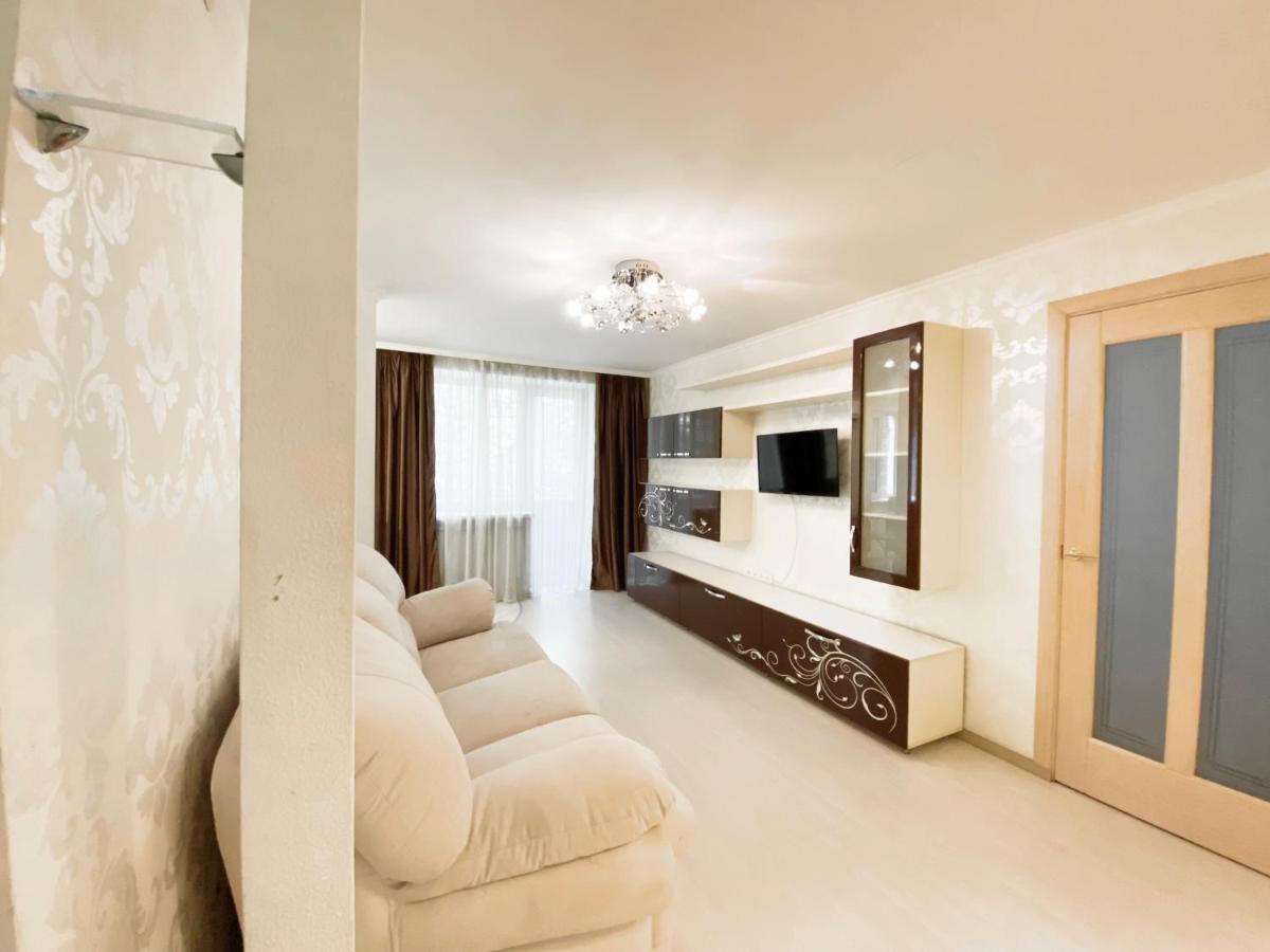 Beautiful 1-Bedroom Near Most City Center Днепр Экстерьер фото